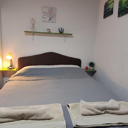 Vini Studio With Private Parking Скопье Экстерьер фото