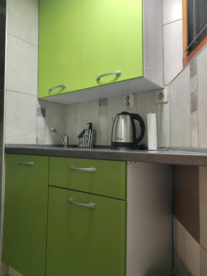 Vini Studio With Private Parking Скопье Экстерьер фото